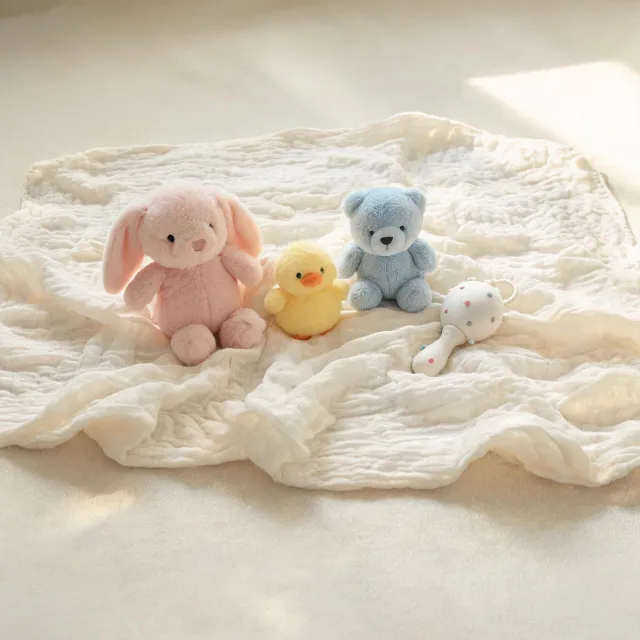 Tiny nursery plush toys